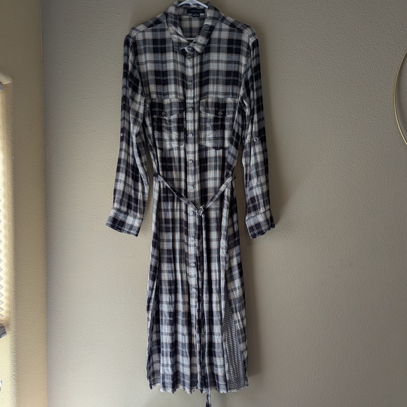 Sanctuary Monochrome Plaid Long Sleeve Dress - Picture 1 of 16